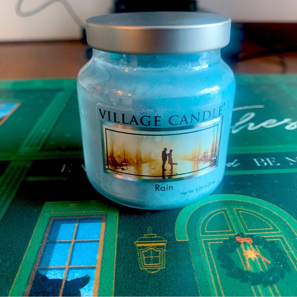 High quality Village Candle - Rain
